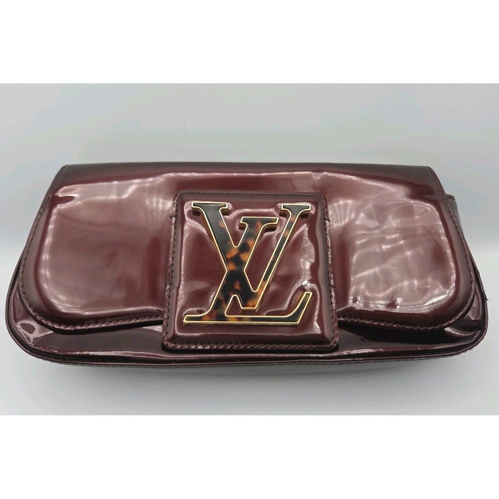 Louis Vuitton Amarante Monogram Vernis Pochette with Tortoise Shell Resin Inlay